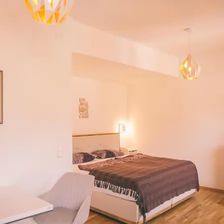 Hotel Nefer, Haus *